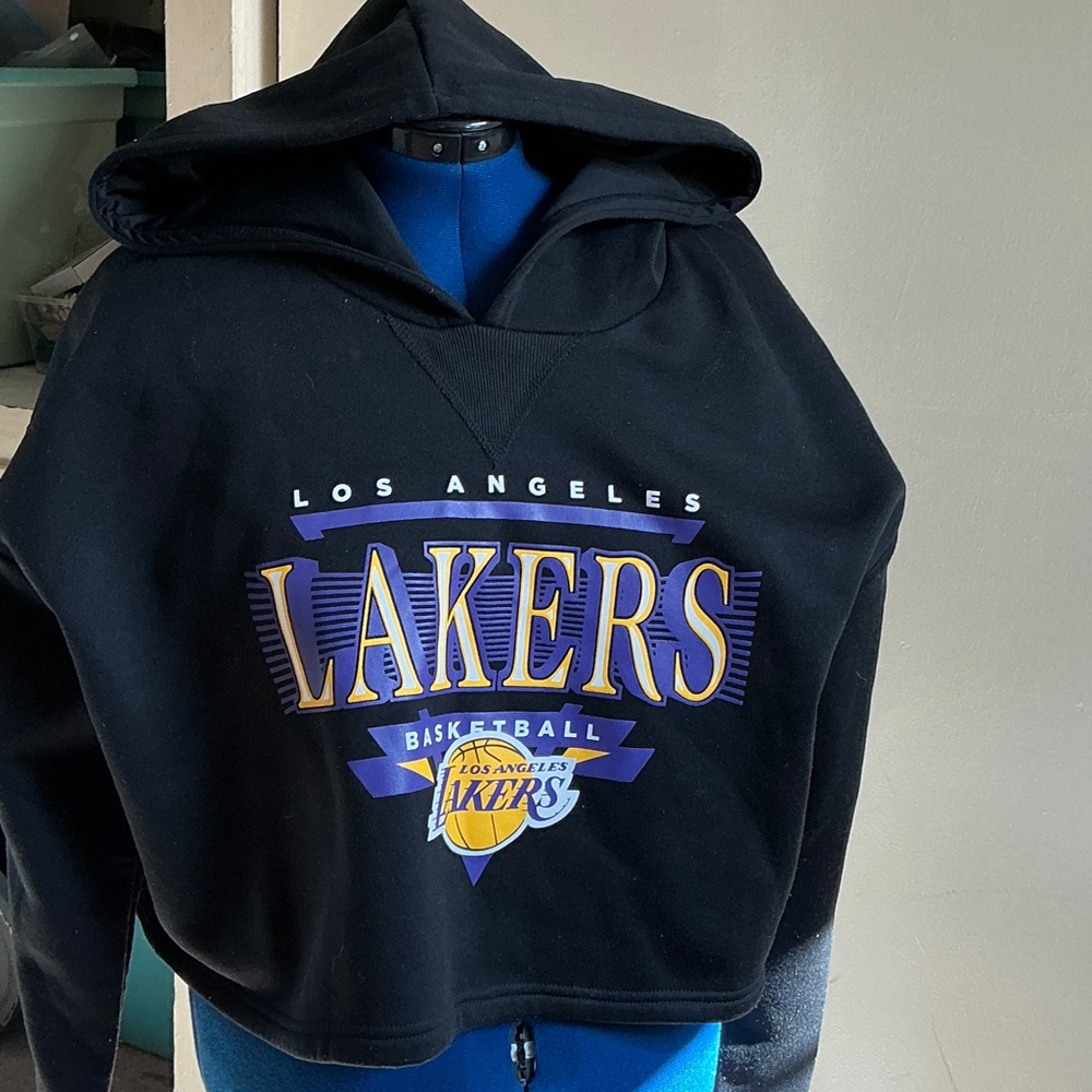 Sweater with hoodie. 2X.